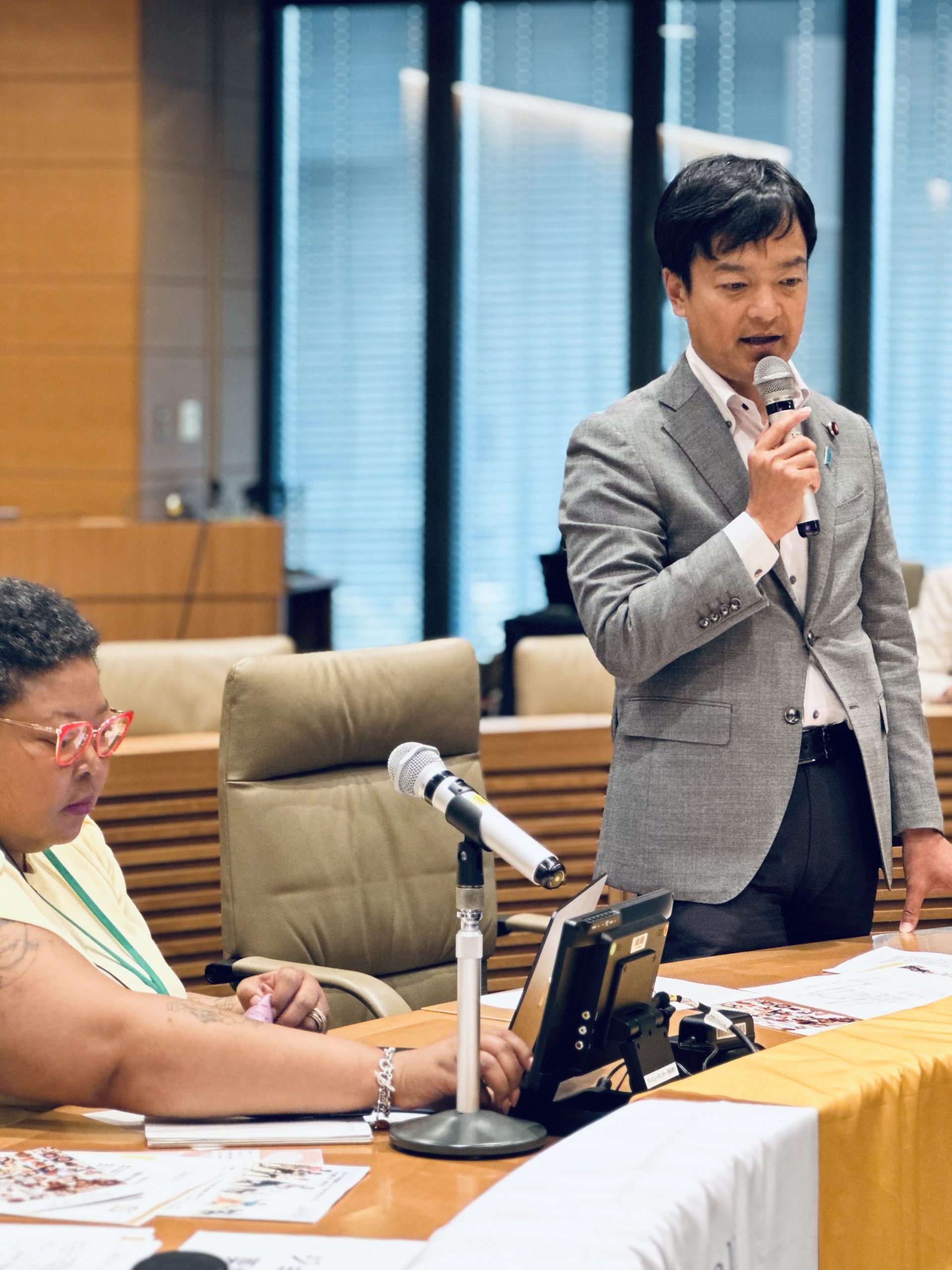 衆議院第一議員会館にて開催されたSRHR for ALL アクション！主催の院内集会「国連 健康の権利に関する特別報告者」基調講演で開会挨拶をする宮路拓馬衆議院議員