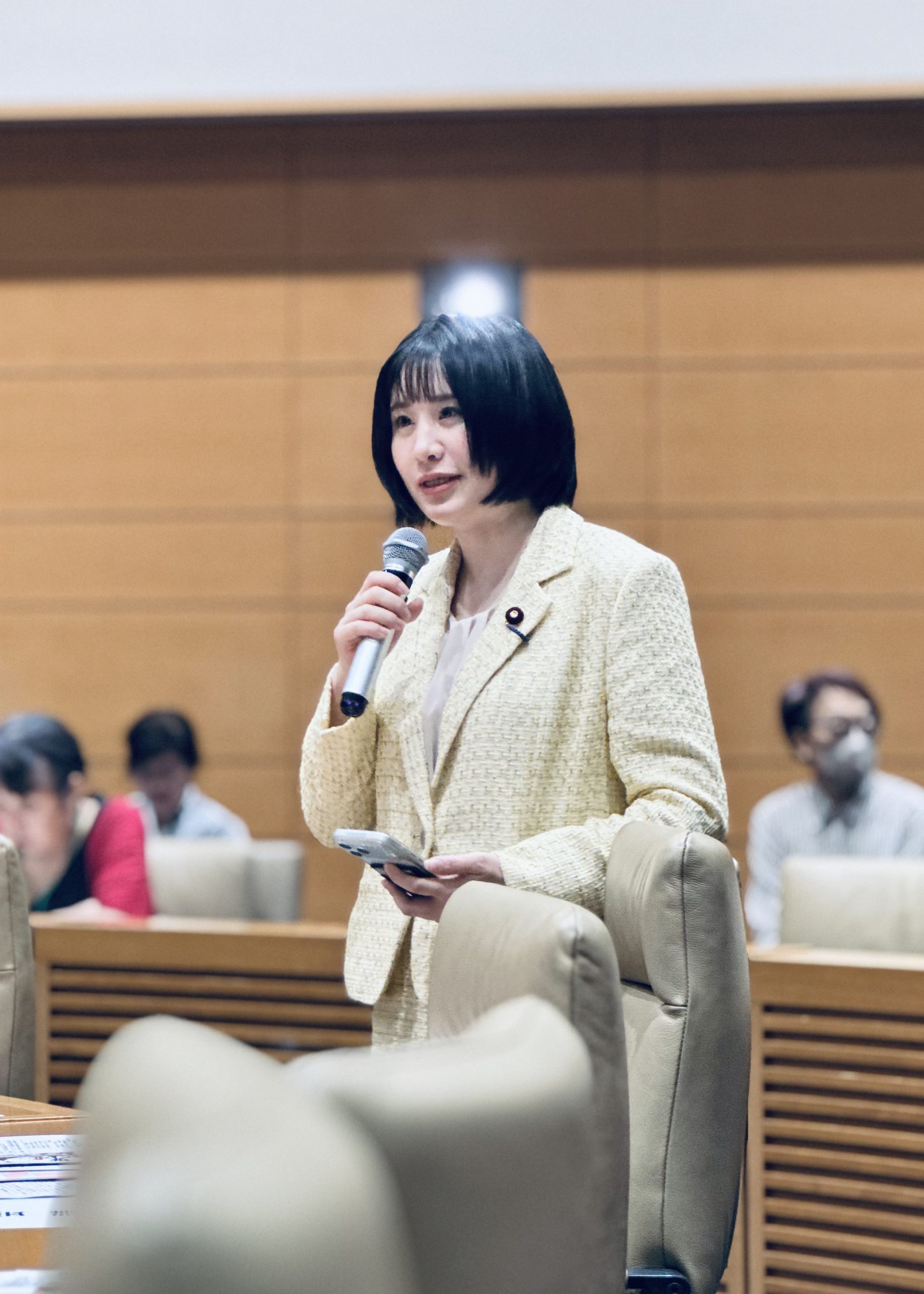 衆議院第一議員会館にて開催されたSRHR for ALL アクション！主催の院内集会「国連 健康の権利に関する特別報告者」基調講演を聞いて所見を述べる岩崎ひな衆議院議員